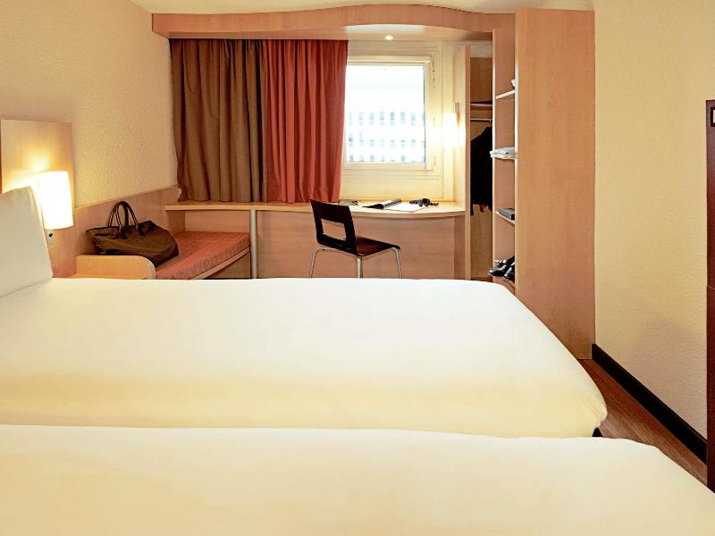 Ibis Coimbra  image