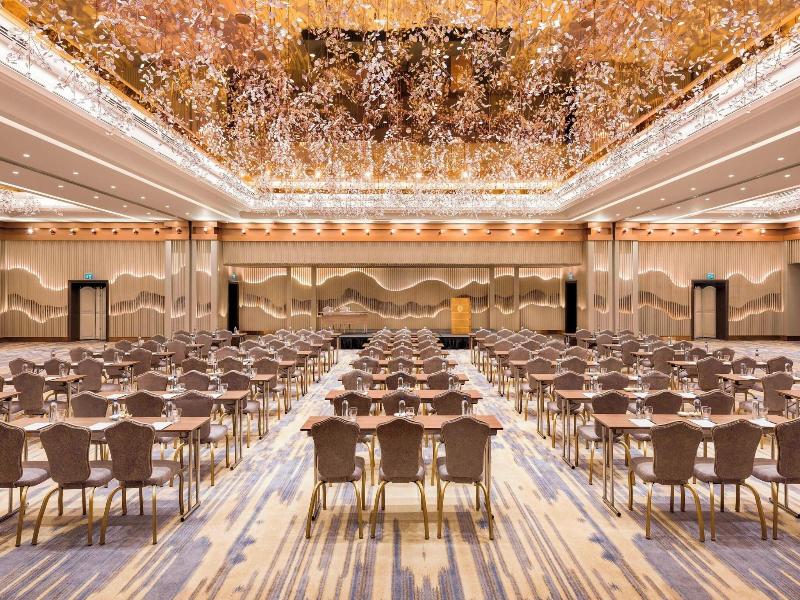 The Ritz Carlton Istanbul image