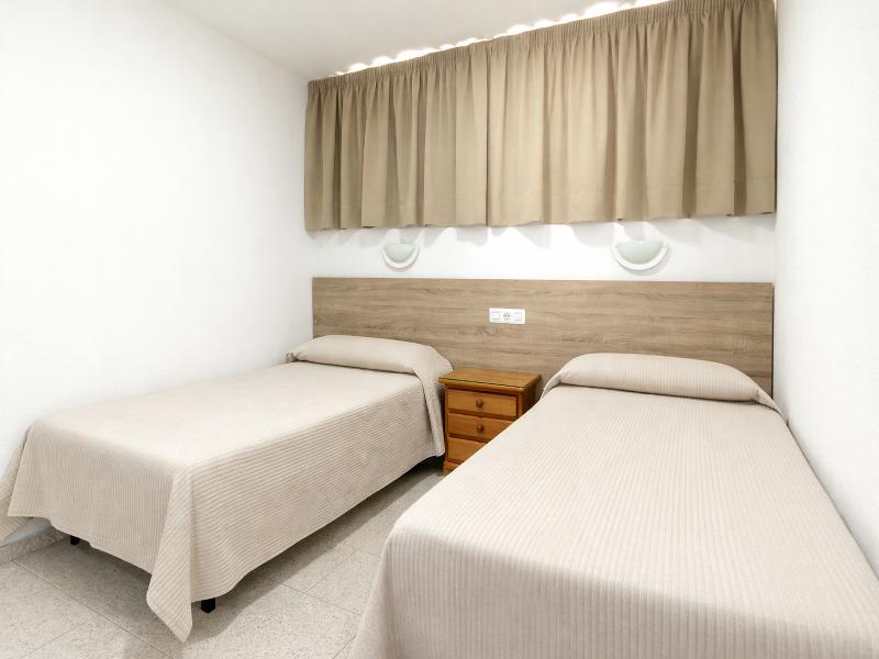 Apartamentos Tamaragua image
