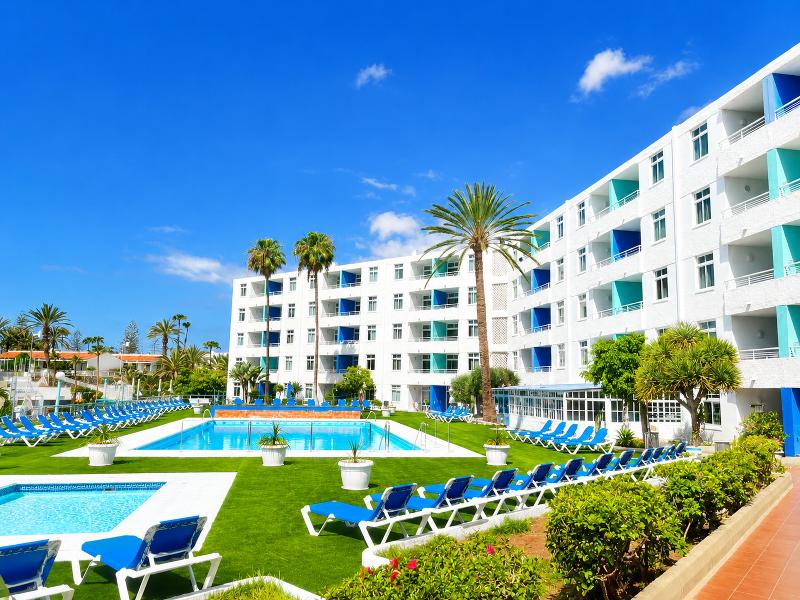 Apartamentos Tamaragua image