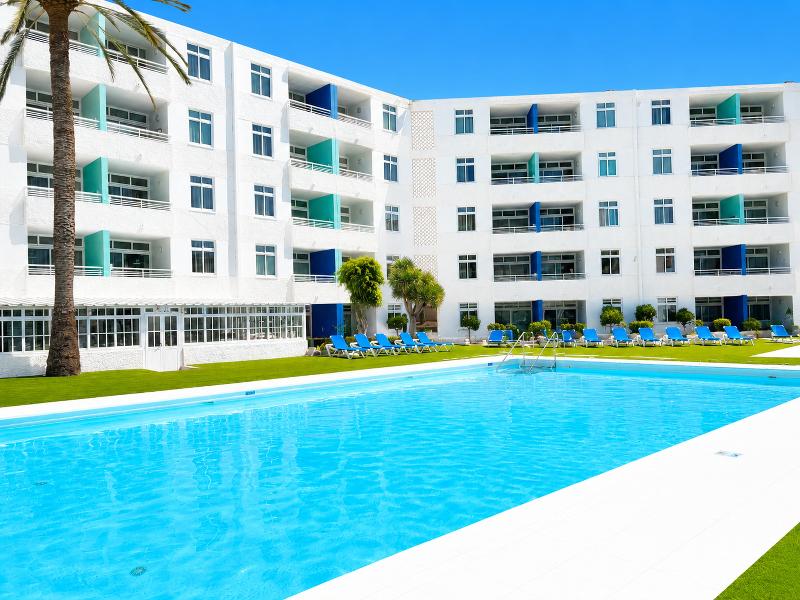 Apartamentos Tamaragua image