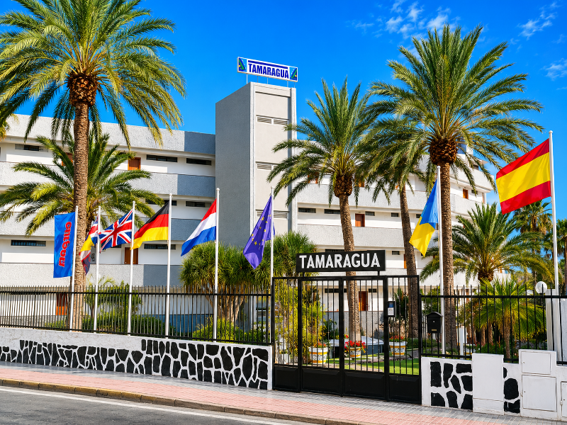 Apartamentos Tamaragua image