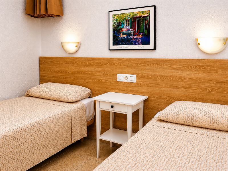 Apartamentos Tamaragua image