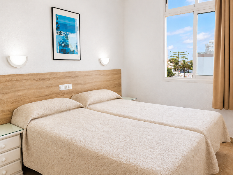 Apartamentos Tamaragua image