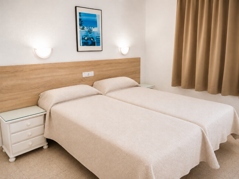 Apartamentos Tamaragua image