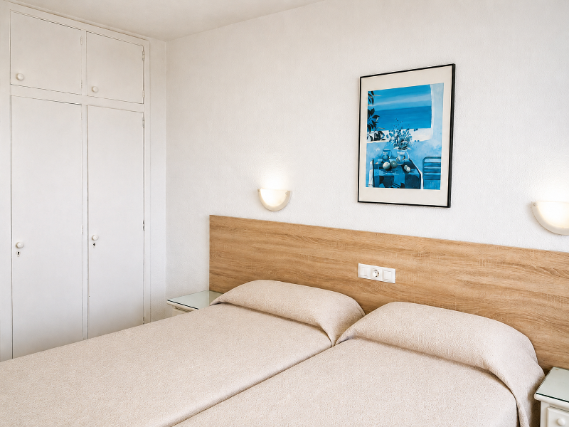Apartamentos Tamaragua image