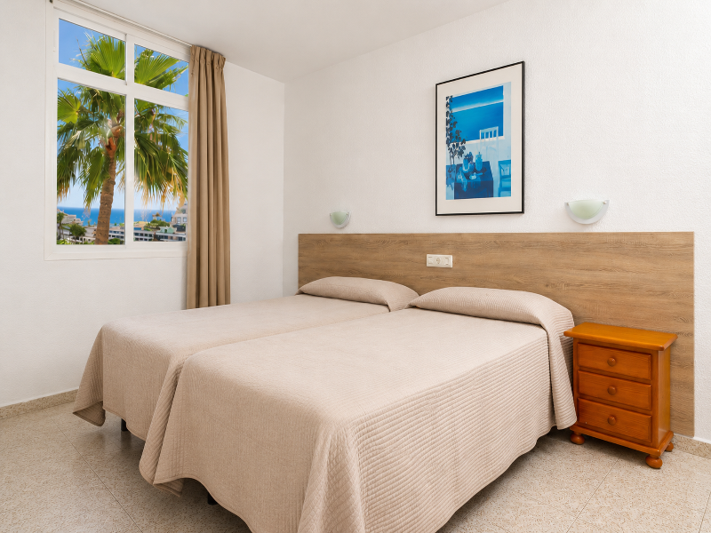 Apartamentos Tamaragua image