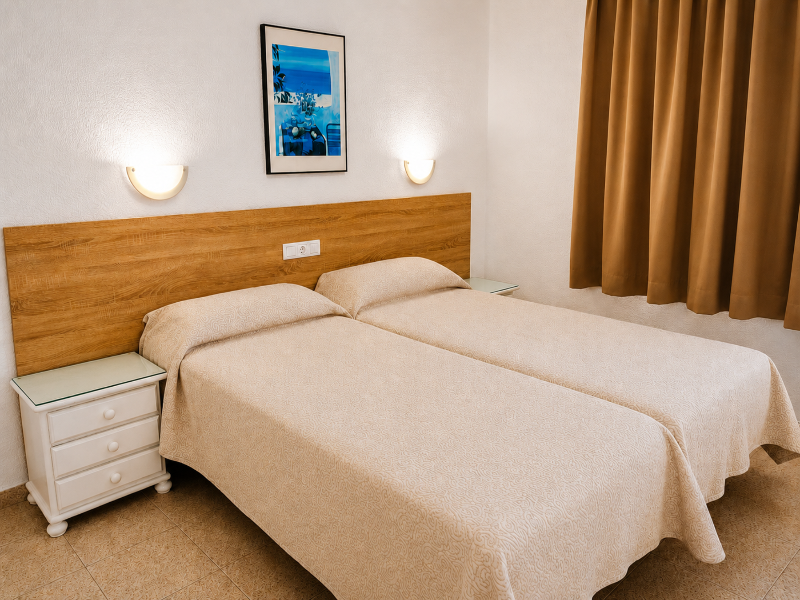 Apartamentos Tamaragua image