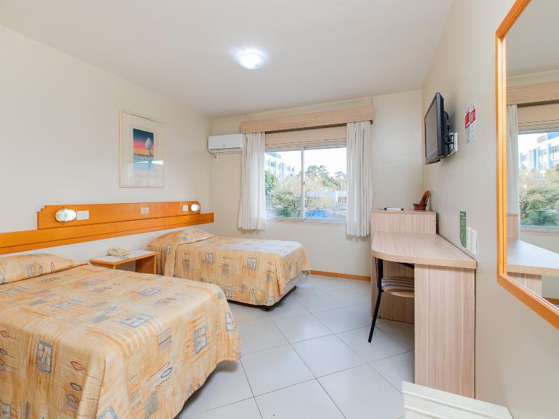 Suarez Campo Bom image