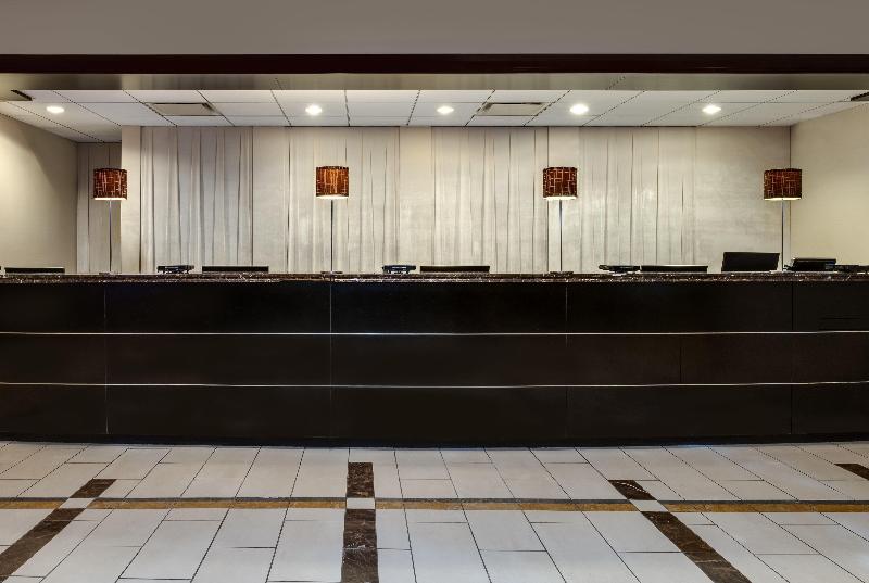 Crowne Plaza Chicago Ohare Hotel & Conf Ctr