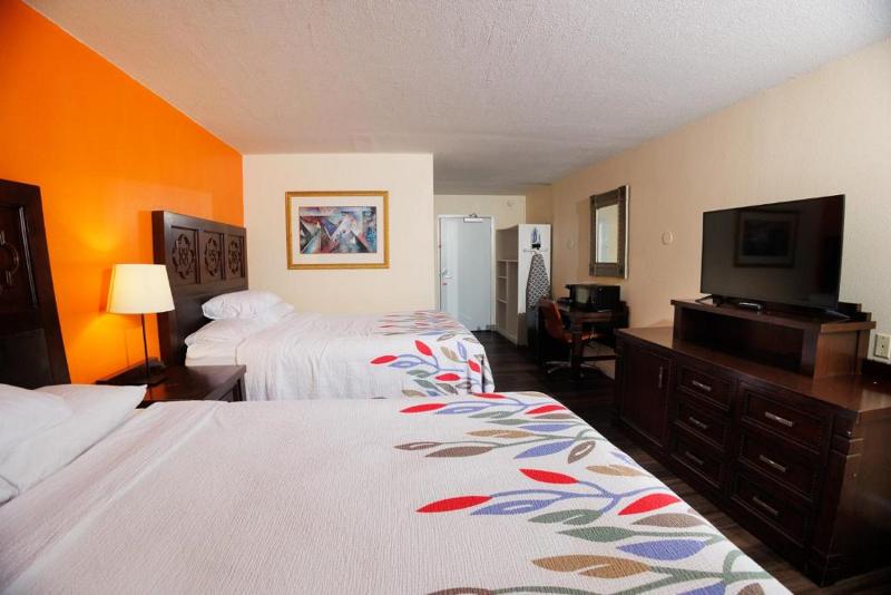 Garnet Inn & Suites image
