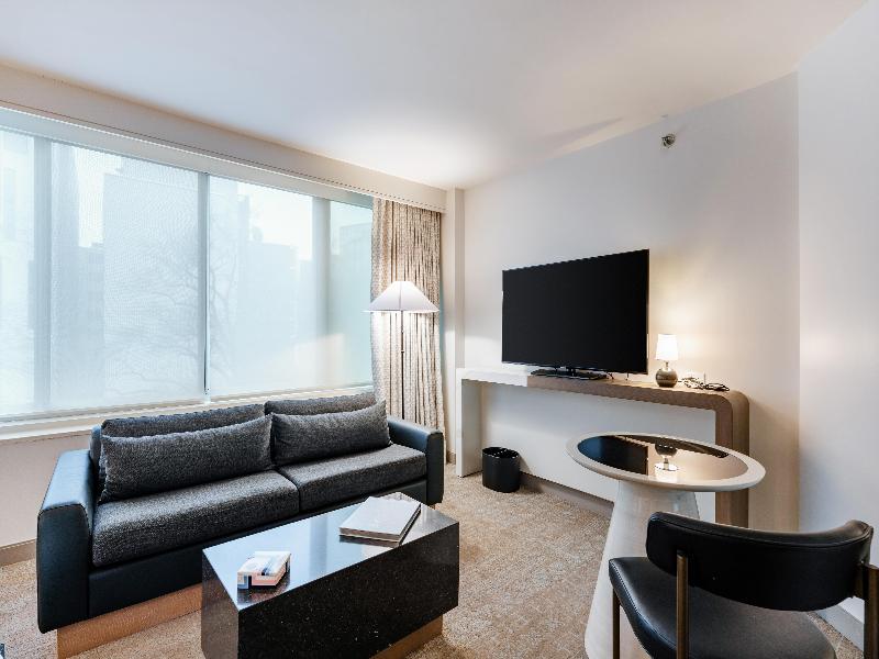 Beacon Hotel & Corporate Quarters image
