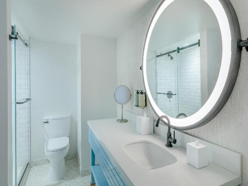 Beacon Hotel & Corporate Quarters image
