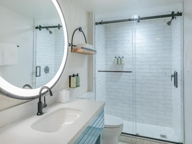 Beacon Hotel & Corporate Quarters image