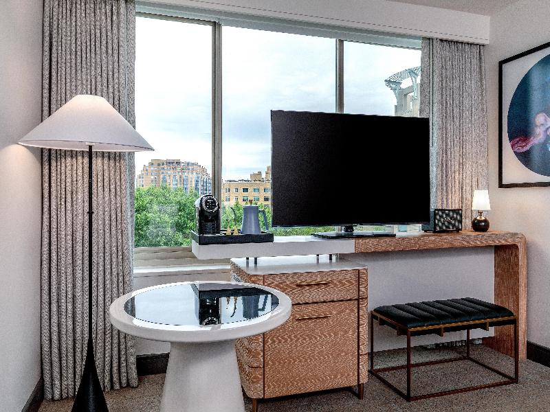 Beacon Hotel & Corporate Quarters image