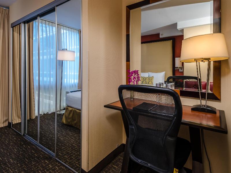 Beacon Hotel DC image