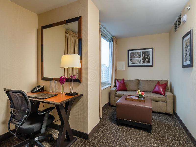 Beacon Hotel DC image
