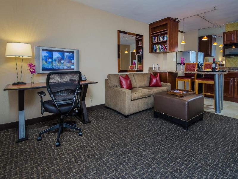 Beacon Hotel DC image