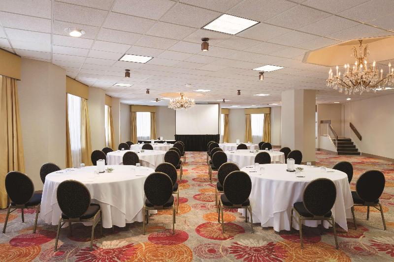 Radisson Hotel Valley Forge image