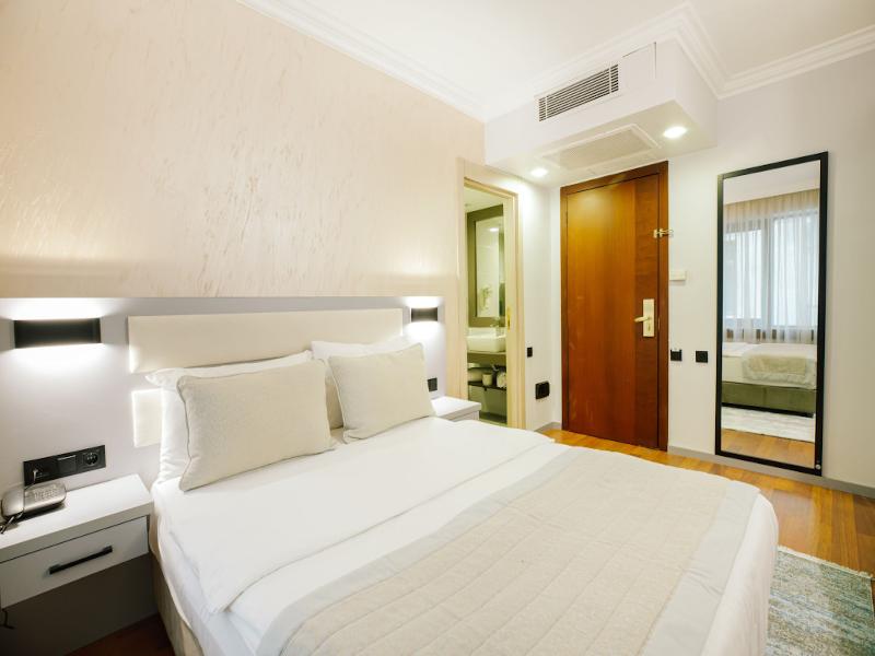 Marble Hotel image