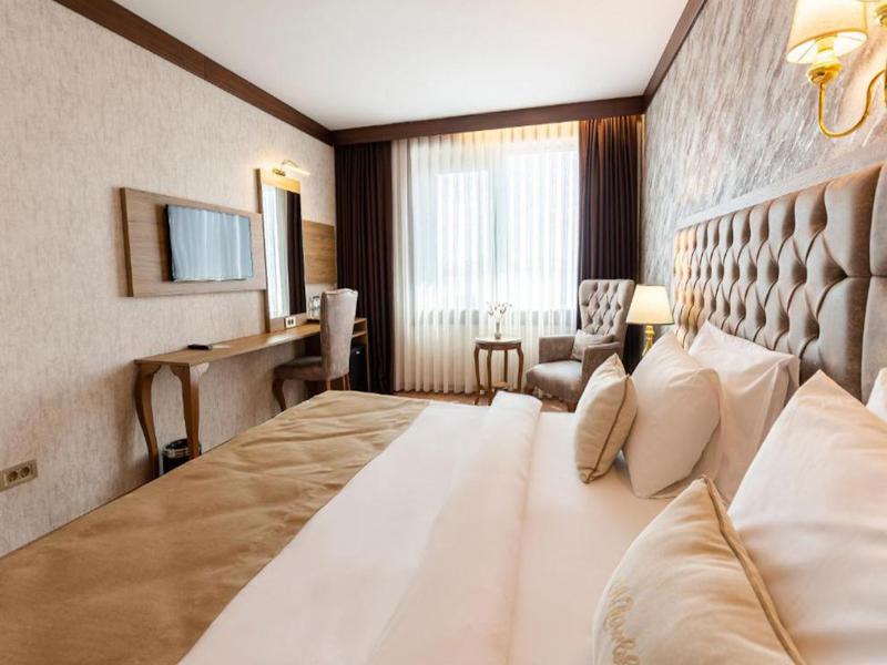 Marble Hotel image