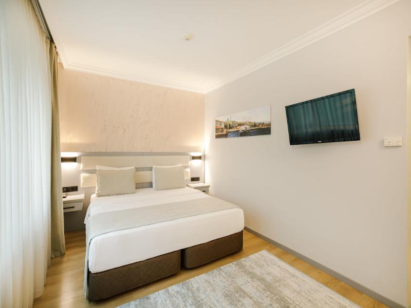 Marble Hotel image