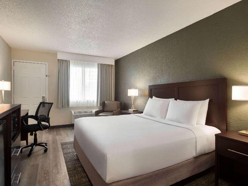 Mai Hana Hotel & Suites International Drive image