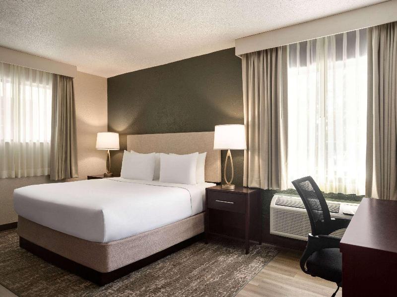 Mai Hana Hotel & Suites International Drive image