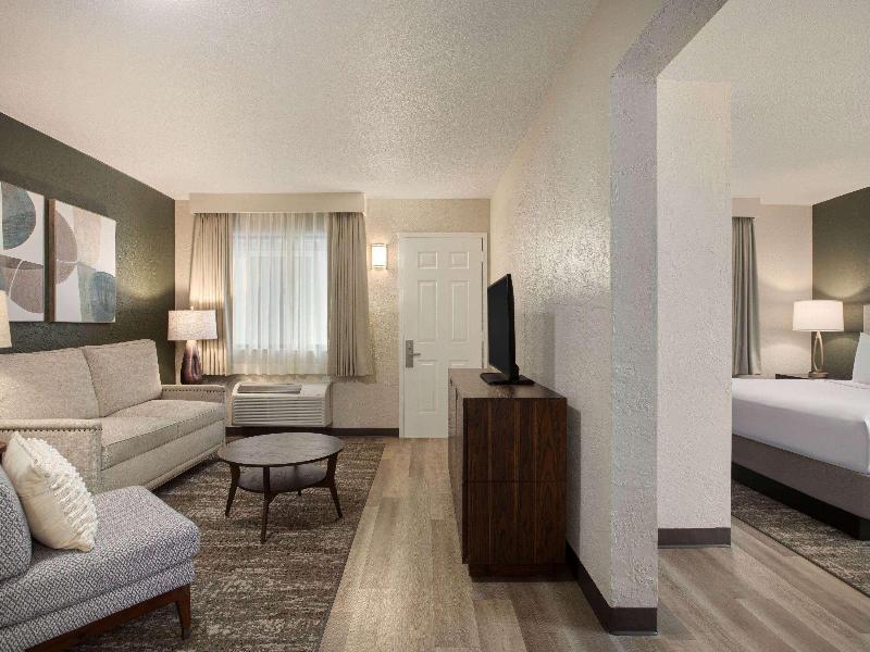 Mai Hana Hotel & Suites International Drive image