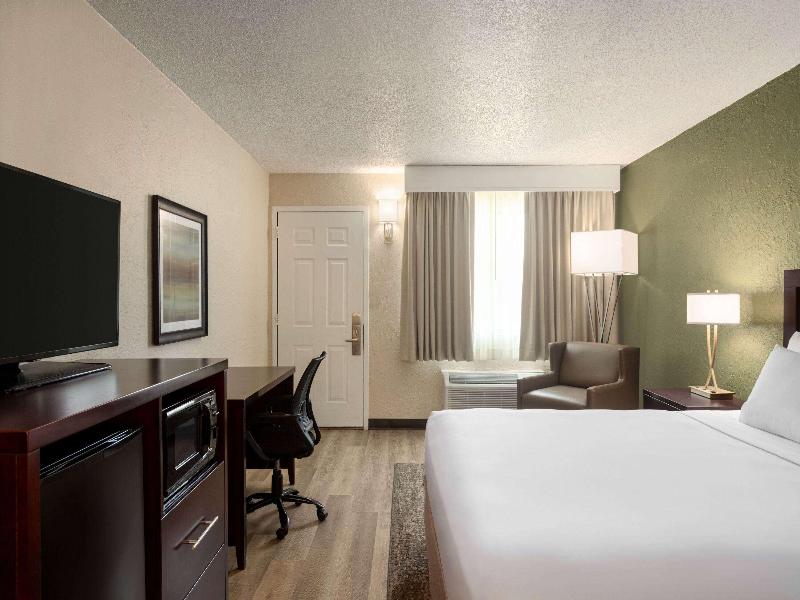 Mai Hana Hotel & Suites International Drive image