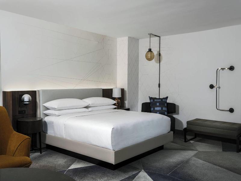 Philadelphia Marriott Old City image