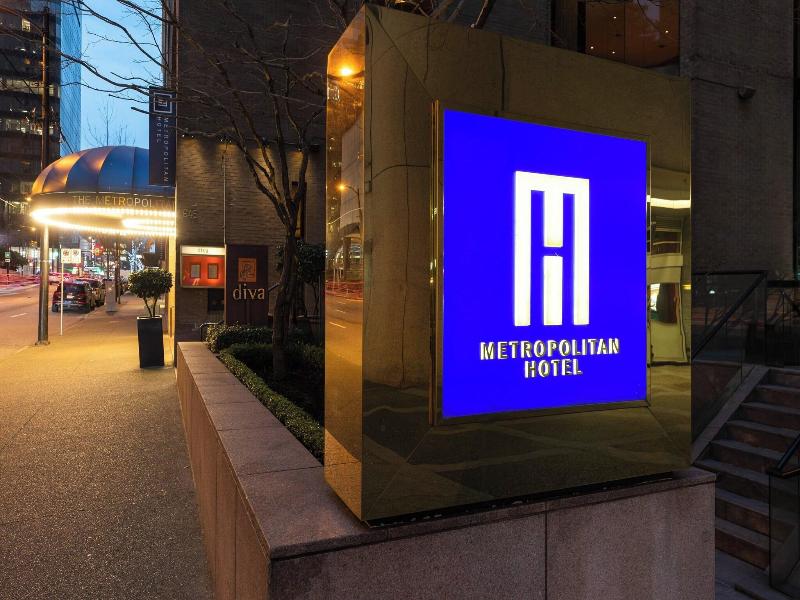 Metropolitan Hotel Vancouver image