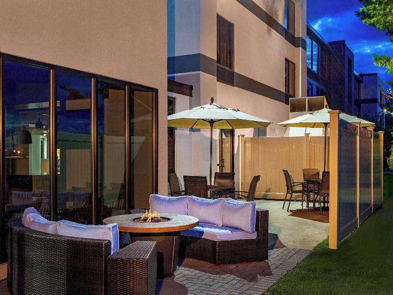 Fairfield Inn Bangor image