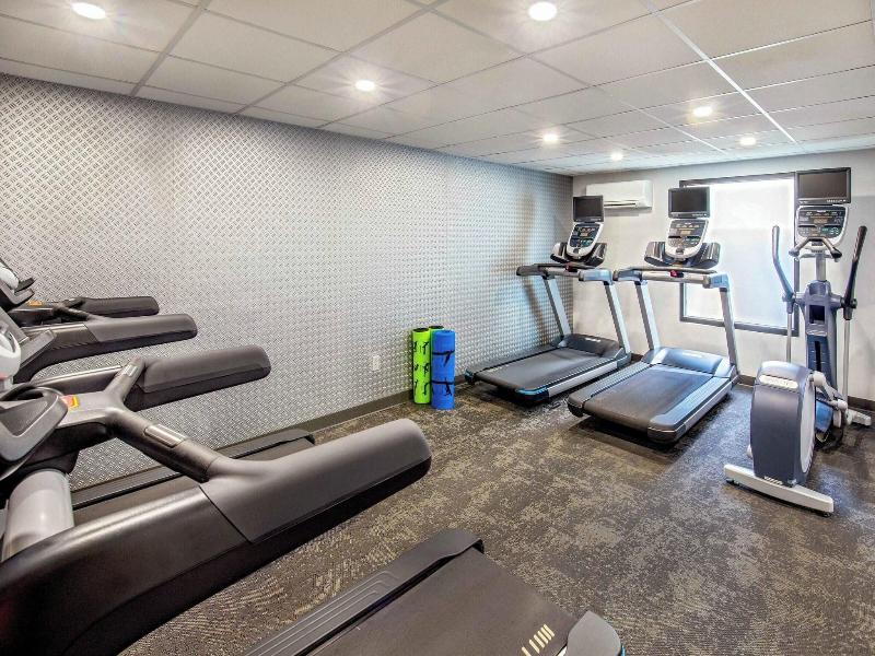 Fairfield Inn Bangor image