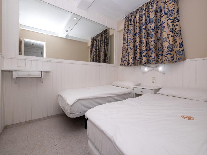 Apartamentos Teneguia image