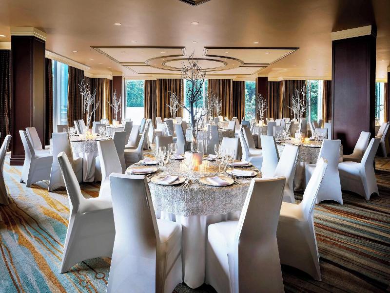 The Westin Harbour Castle image