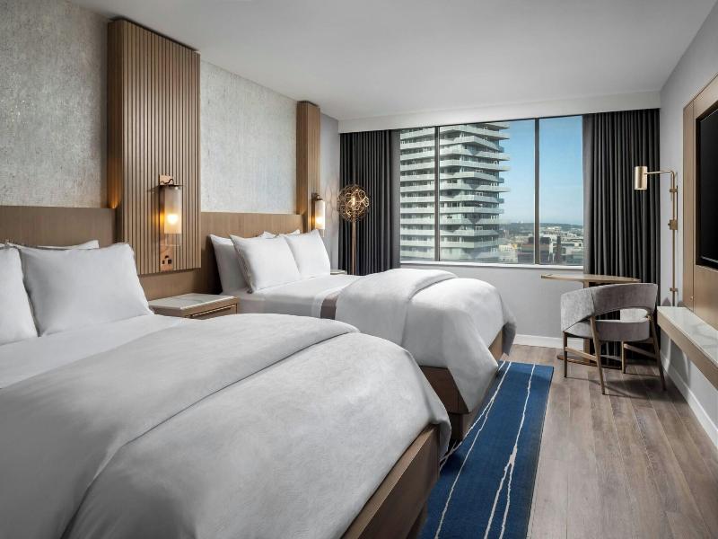 The Westin Harbour Castle image