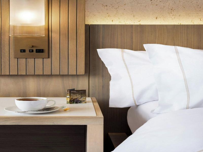 The Westin Harbour Castle image