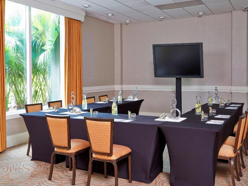 Renaissance Orlando Airport Hotel image