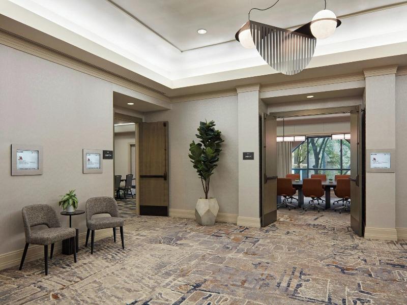 Marriott Downtown at CF Toronto Eaton Centre image