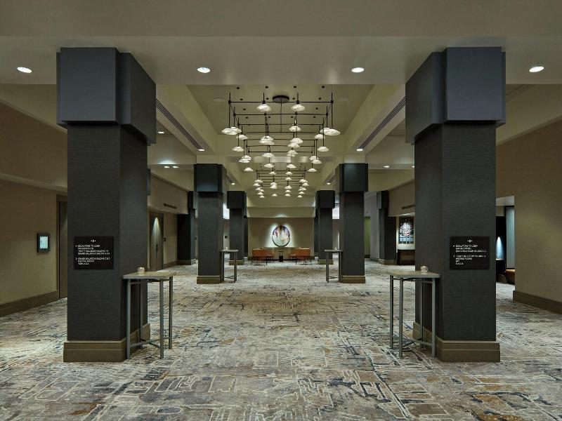 Marriott Downtown at CF Toronto Eaton Centre image