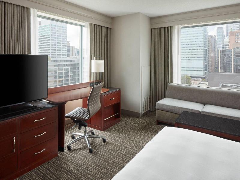 Marriott Downtown at CF Toronto Eaton Centre image