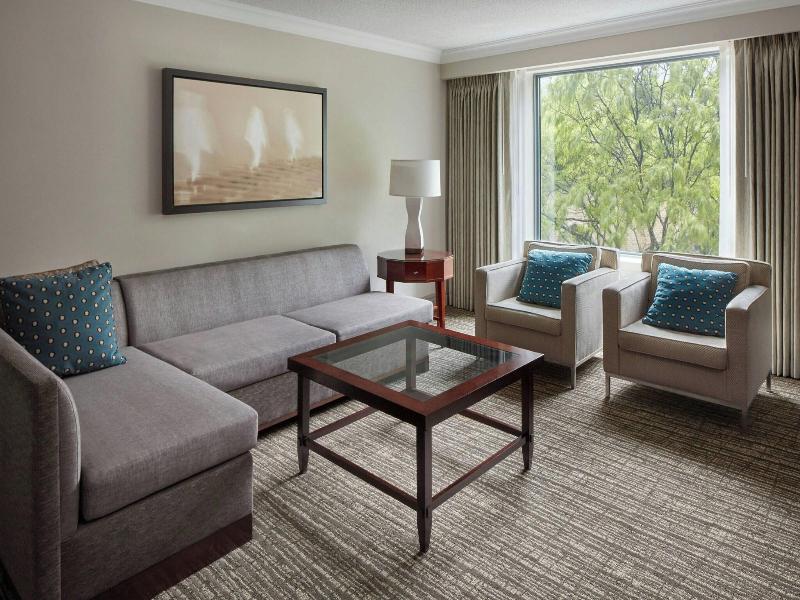 Marriott Downtown at CF Toronto Eaton Centre image