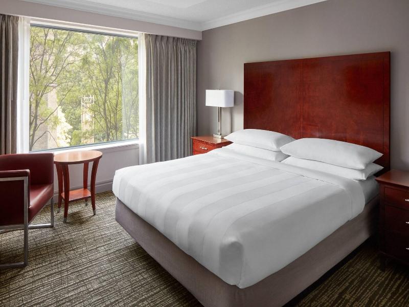 Marriott Downtown at CF Toronto Eaton Centre image