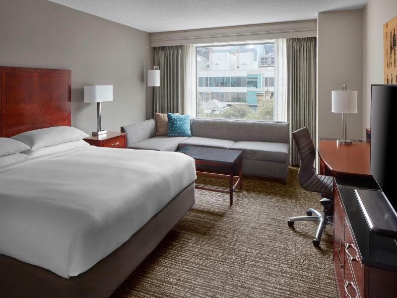Marriott Downtown at CF Toronto Eaton Centre image
