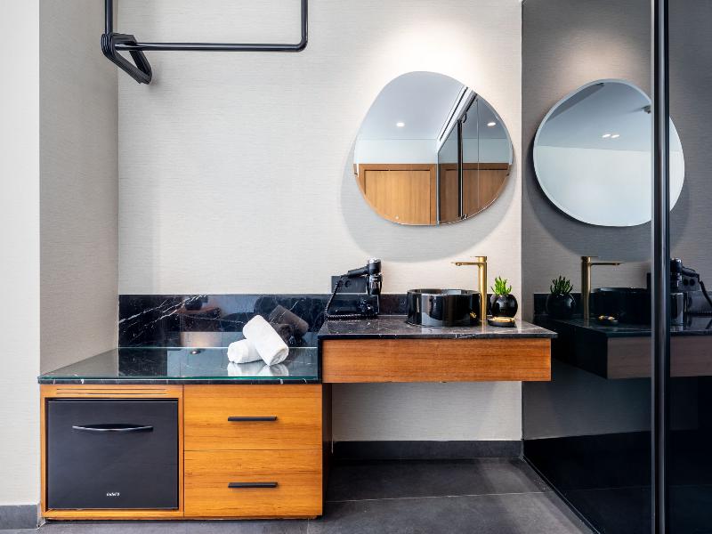 Amazon Hotel image