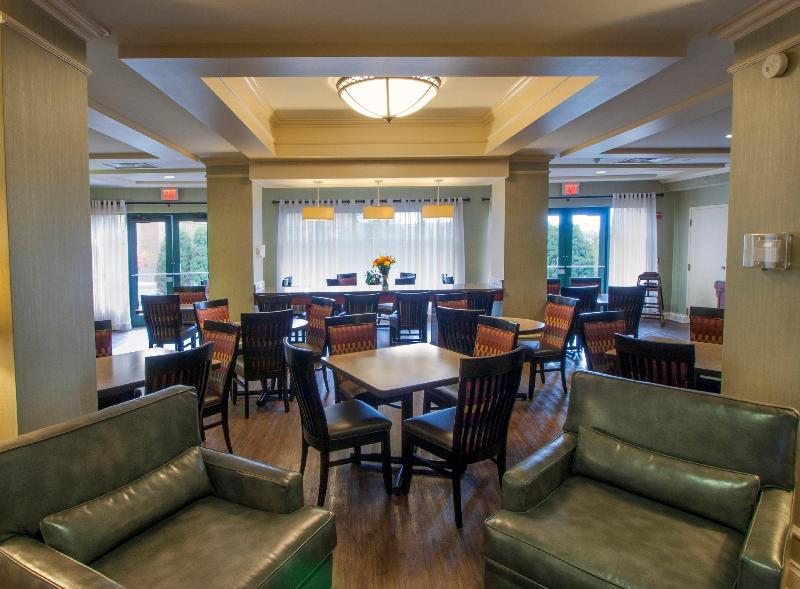 Holiday Inn Express Hotel &Suites Buffalo-Airport
