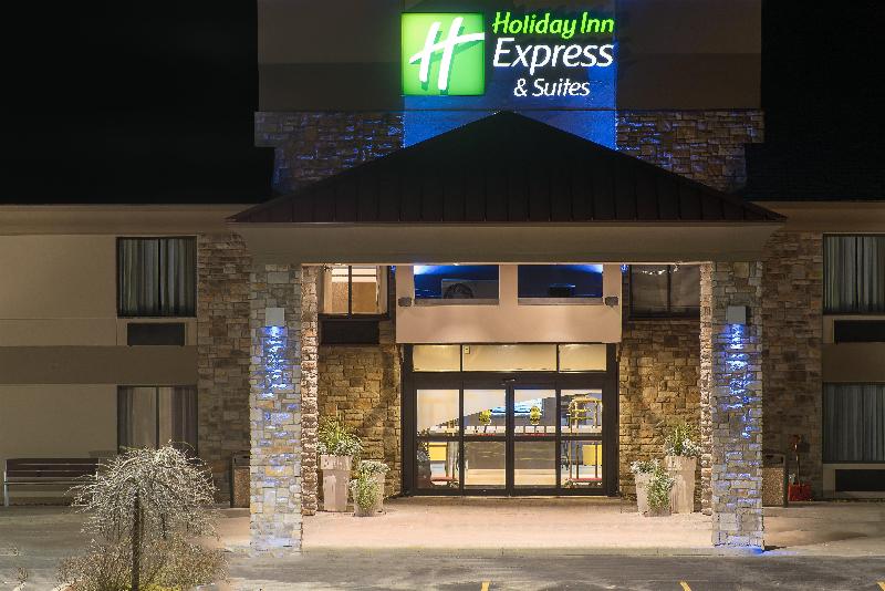HOLIDAY INN EXPRESS HOTEL AND SUITES COOPERSTOWN