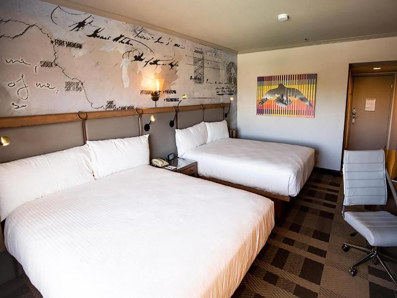 2 Queen Beds, Upgraded Room, Non-Smoking