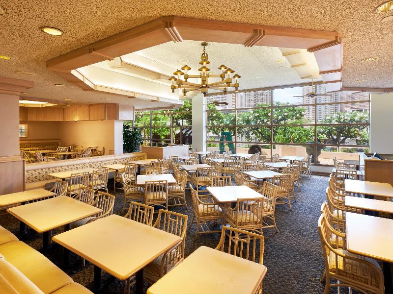 Ala Moana Honolulu by Mantra